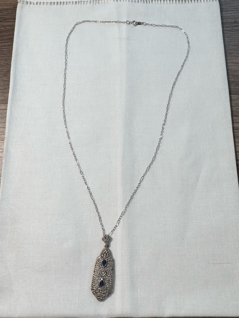 Oblong silver marcasite pendant with chain